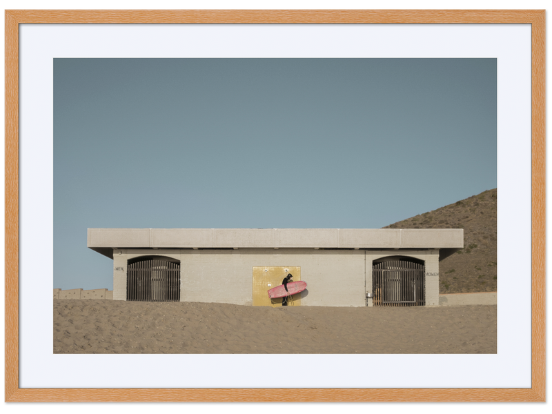 Surfer 02